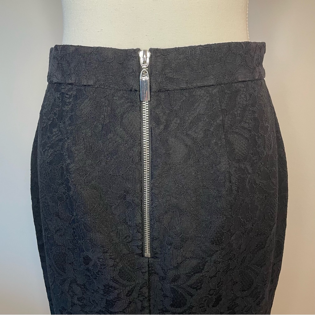 New Lace Pencil Midi Skirt Black Jennifer Lopez Women’s Size 6 — image 4 of 8